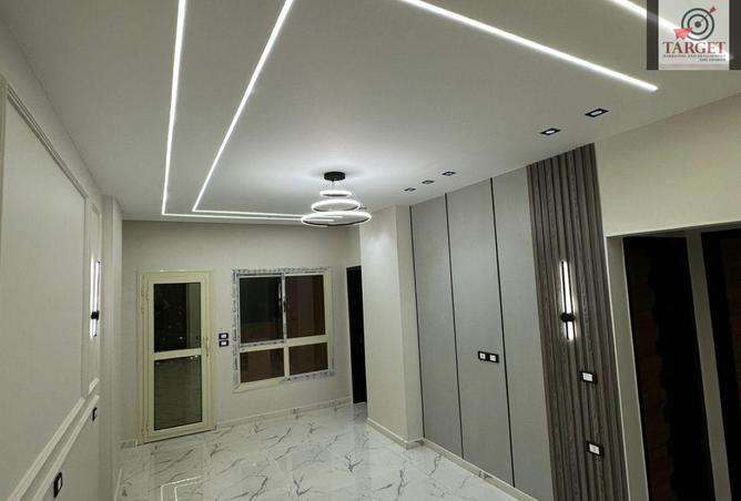 8064038 - Property Image 2