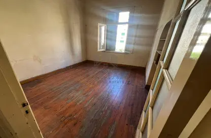 Apartment - 3 Bedrooms - 3 Bathrooms for sale in Roushdy St. - Roushdy - Hay Sharq - Alexandria