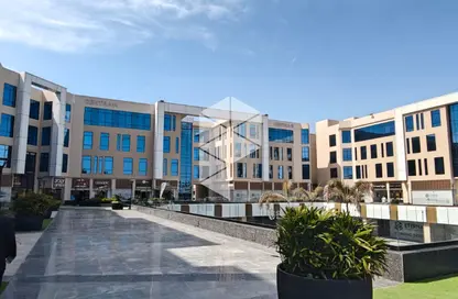 Clinic - Studio - 2 Bathrooms for rent in Mivida - 5th Settlement Compounds - The 5th Settlement - New Cairo City - Cairo