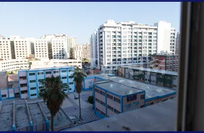 شقة - 3 غرف نوم - 2 حمامات للبيع في شارع توت عنخ امون - سموحة - حي شرق - الاسكندرية