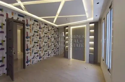 Office Space - Studio - 7+ Bathrooms for sale in Gameat Al Dewal Al Arabeya St. - Mohandessin - Giza