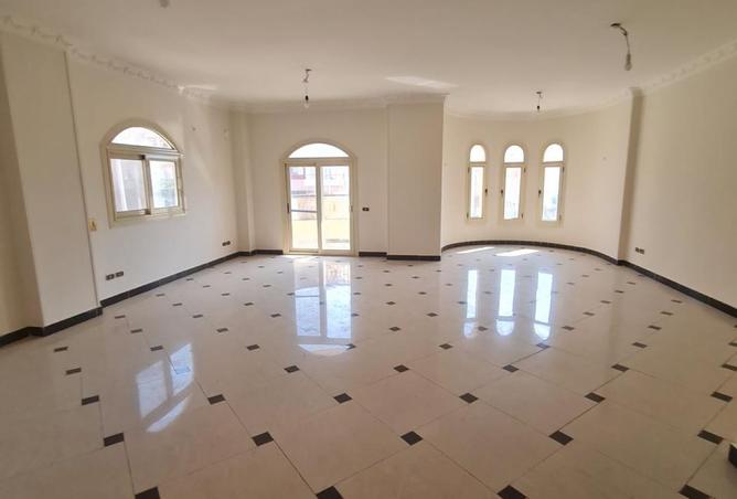 8441979 - Property Main Image