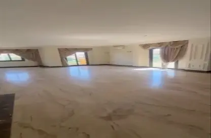 Penthouse - 5 Bedrooms - 4 Bathrooms for rent in Zoom Plaza - Area A - Ganoob El Acadimia - New Cairo City - Cairo