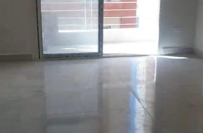 Apartment - 2 Bedrooms - 1 Bathroom for rent in Degla Palms - Al Wahat Road - 6 October City - Giza