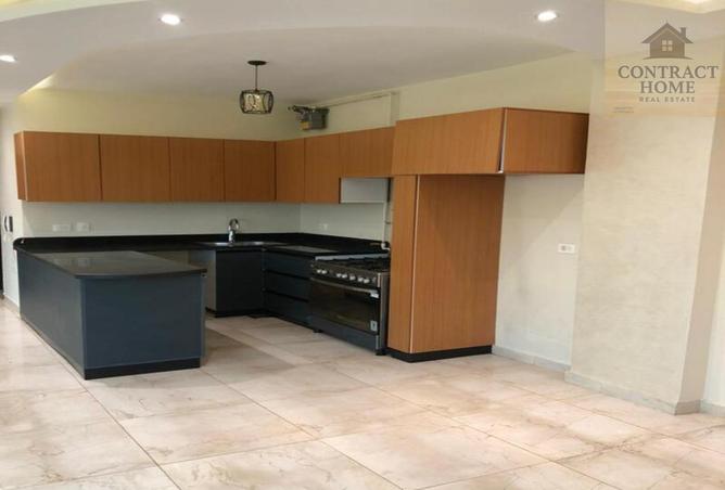 8220139 - Property Image 2