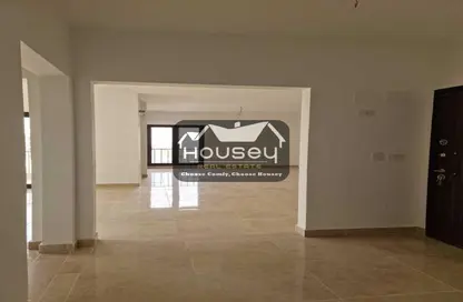 شقة - 3 غرف نوم - 3 حمامات للايجار في مون ريزيدنس - فيفث سكوير - التجمع الخامس - مدينة القاهرة الجديدة - القاهرة