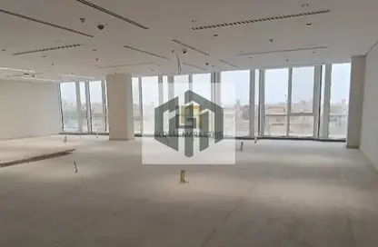 مساحات مكتبية - استوديو - 2 حمامات للايجار في محور جمال عبد الناصر - التجمع الثالث - مدينة القاهرة الجديدة - القاهرة