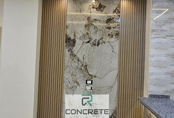 8340018 - Property Image 2