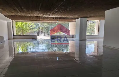 Shop - Studio - 1 Bathroom for rent in Cornish El Nile St. - Maadi - Hay El Maadi - Cairo