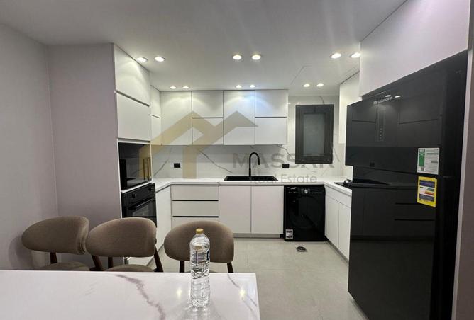 8254370 - Property Image 2