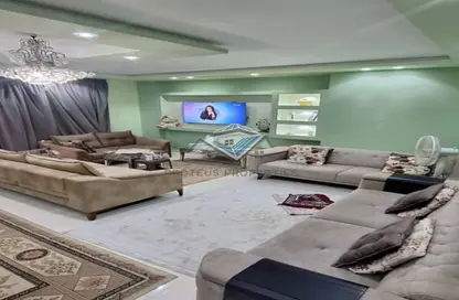 Apartment - 2 Bedrooms - 2 Bathrooms for sale in El Rehab Extension - Al Rehab - New Cairo City - Cairo