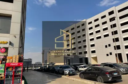 محل تجاري - استوديو للبيع في شارع التسعين الجنوبي - التجمع الخامس - مدينة القاهرة الجديدة - القاهرة