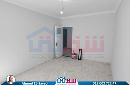 Apartment - 3 Bedrooms - 2 Bathrooms for sale in Roshdy St. - Cleopatra - Hay Sharq - Alexandria