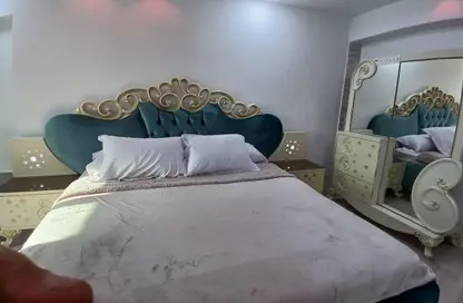 Apartment - 2 Bedrooms - 1 Bathroom for rent in Cornish El Nile St. - Maadi - Hay El Maadi - Cairo