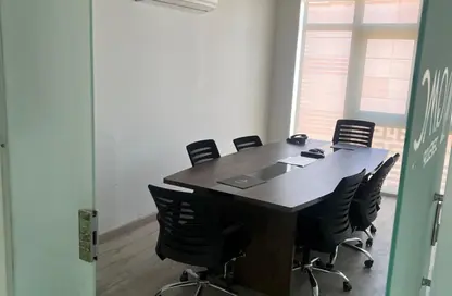 بناية كاملة - استوديو - 6 حمامات للايجار في ذا كورت يارد - الحي الثاني عشر - الشيخ زايد - الجيزة