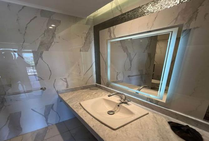 8158549 - Property Image 2