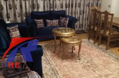 شقة - 2 غرف نوم - 2 حمامات للايجار في طريق النصر - منطقة السينما - مدينة نصر - القاهرة