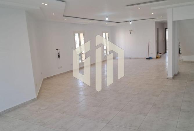 8423618 - Property Main Image