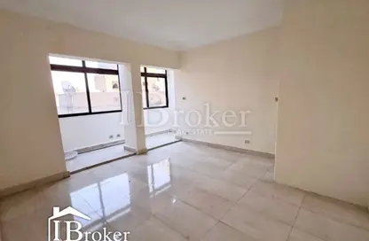 شقة - 2 غرف نوم - 1 حمام للبيع في شارع رياض - باكوس - حي شرق - الاسكندرية