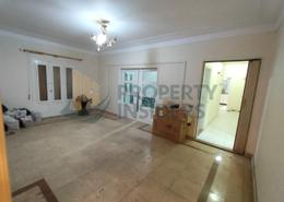 شقة - 4 غرف نوم - 3 حمامات for للبيع in شارع خان يونس - المهندسين - الجيزة