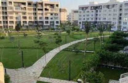 Apartment - 3 Bedrooms - 2 Bathrooms for sale in Madinaty - Cairo