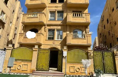 شقة - 4 غرف نوم - 3 حمامات للبيع في حى اسكان الجامعه الامريكية - كمبوندات التجمع الخامس - التجمع الخامس - مدينة القاهرة الجديدة - القاهرة