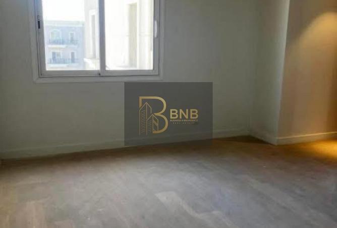 8252607 - Property Image 2