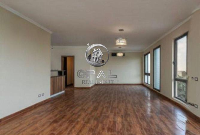 8352421 - Property Main Image