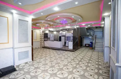 فيلا - 8 غرف نوم - 8 حمامات للبيع في الطريق الدائري - محرم بك - حي شرق - الاسكندرية