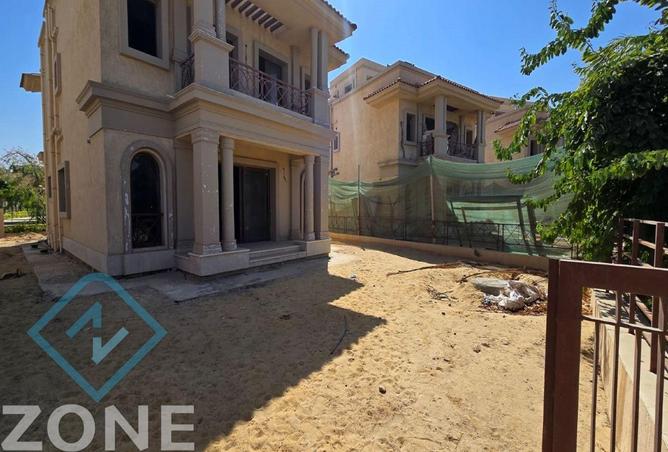 8329991 - Property Image 2