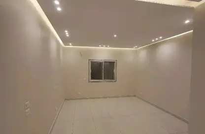 شقة - 3 غرف نوم - 2 حمامات للايجار في اللوتس الشمالي - حى اللوتس - مدينة القاهرة الجديدة - القاهرة