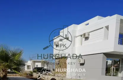 فيلا - 4 غرف نوم - 4 حمامات للبيع في الغردقة - محافظة البحر الاحمر فيلا - 4 غرف نوم - 4 حمامات للبيع في الغردقة - محافظة البحر الاحمر