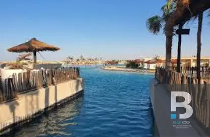شاليه - 2 غرف نوم - 3 حمامات للبيع في هاسيندا وترز - قسم الضبعة - الساحل الشمالي
