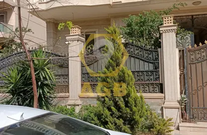 Apartment - 3 Bedrooms - 3 Bathrooms for sale in Katameya Residence - The 1st Settlement - New Cairo City - Cairo