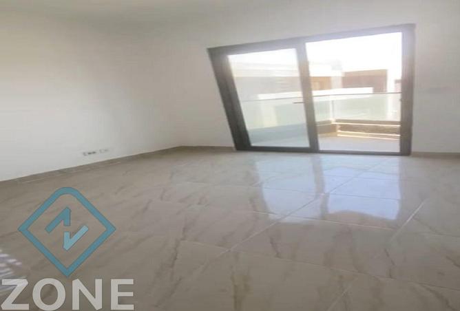 8155392 - Property Image 3