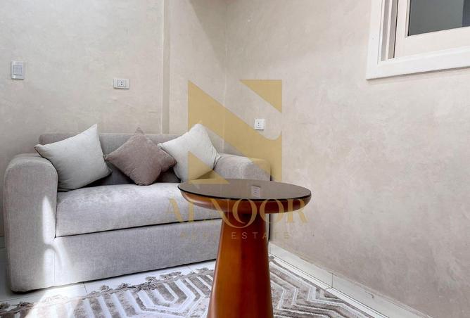 8174701 - Property Image 2