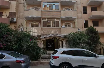Apartment - 3 Bedrooms - 2 Bathrooms for sale in Street 6 - 4th District - 6 October City - Giza