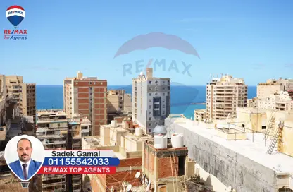 Apartment - 2 Bedrooms - 1 Bathroom for sale in Mohamed Naguib St. - Sidi Beshr - Hay Awal El Montazah - Alexandria