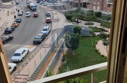 Apartment - 3 Bedrooms - 2 Bathrooms for rent in El Koronfel - The 5th Settlement - New Cairo City - Cairo