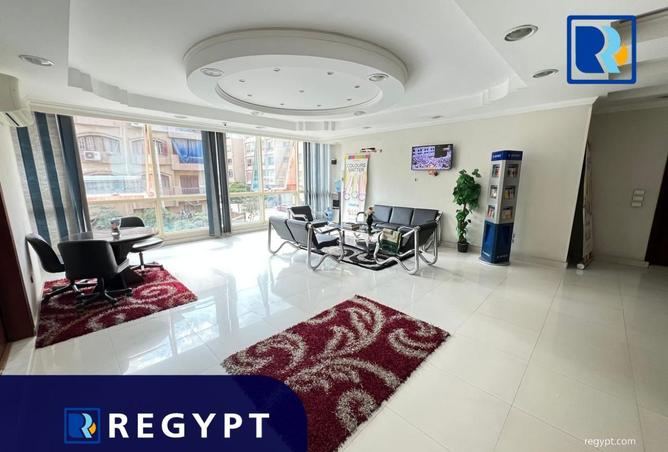 8313026 - Property Image 2