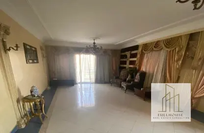 Apartment - 3 Bedrooms - 2 Bathrooms for sale in Zayed 2000 - 4th District - Sheikh Zayed City - Giza