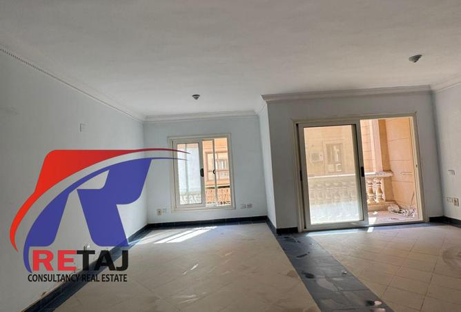 8340190 - Property Image 2