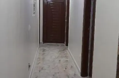 Apartment - 3 Bedrooms - 1 Bathroom for rent in Hadayek October - 6 October City - Giza Apartment - 3 Bedrooms - 1 Bathroom for rent in Hadayek October - 6 October City - Giza