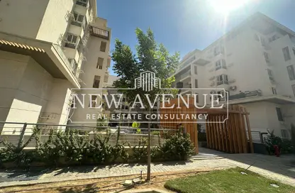 Villa - 3 Bedrooms - 4 Bathrooms for sale in Mountain View iCity - 5th Settlement Compounds - The 5th Settlement - New Cairo City - Cairo