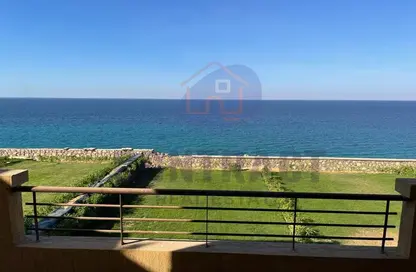 منزل مزدوج - 3 غرف نوم - 4 حمامات للبيع في تلال السخنة - العين السخنة - السويس