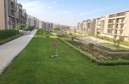 Apartment - 2 Bedrooms - 2 Bathrooms for sale in Fifth Square - The 5th Settlement - New Cairo City - Cairo