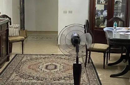 شقة - 3 غرف نوم - 2 حمامات للبيع في سموحة - حي شرق - الاسكندرية