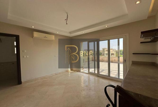 8176586 - Property Image 2