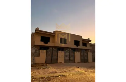 Apartment - 3 Bedrooms - 3 Bathrooms for sale in Al Bostan St. - 9th District - Sheikh Zayed City - Giza