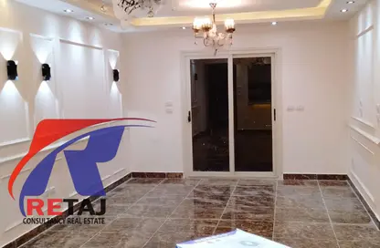 Apartment - 3 Bedrooms - 1 Bathroom for sale in Gardenia City Compound Nasr City - Zahraa Madinat Nasr - Nasr City - Cairo